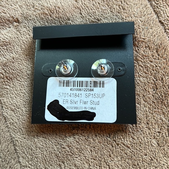 Brand New White House Black Market Silver and Crystal Flower Studs - Picture 2 of 3